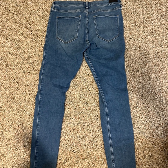 Abercrombie and fitch mid rise jegging - Picture 2 of 4